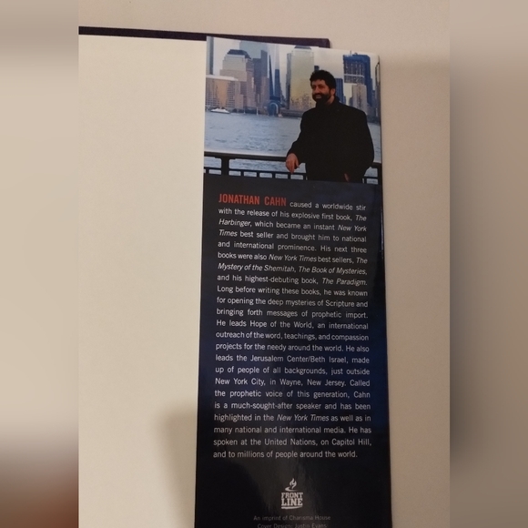 The Oracle Book - Picture 5 of 6